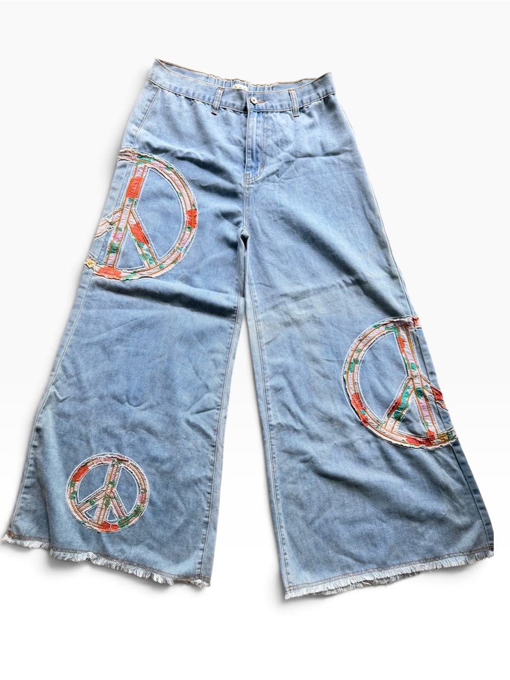 POL | NWOT Light Blue Wide-Leg Peace Patch Jeans - Women's M